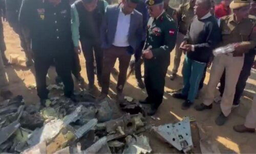 एमपी- राजस्थान में भारतीय वायुसेना के तीन विमान क्रैश, तो क्या हवा में टकरा गए विमान?