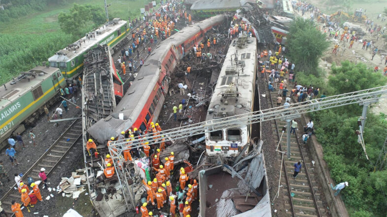 बालासोर ट्रेन दुर्घटना मामले में तीन रेलकर्मी गिरफ्तार