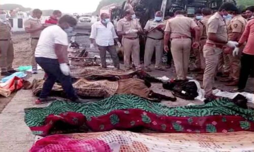महाराष्ट्र में भयंकर बस दुर्घटना में छह लोगों की मौत, 20 घायल