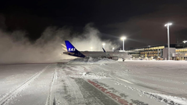 भारी बर्फबारी के बीच ओस्लो हवाईअड्डा बंद