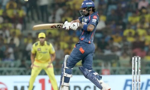 चेन्नई के खिलाफ केएल राहुल की धुआंधार बल्लेबाजी, तोड़ा धोनी का बड़ा रिकॉर्ड