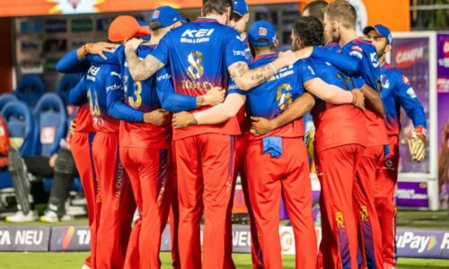 SRH vs RCB: आज हैदराबाद के खिलाफ इतिहास रचेगी बेंगलुरु, जानिए Playing XI updates