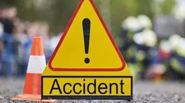 तमिलनाडु के दो सड़क दुर्घटनाओं में 9 की मौत