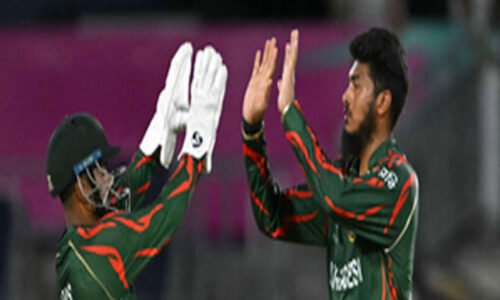 बांग्लादेश की श्रीलंका पर दो विकेट से रोमांचक जीत