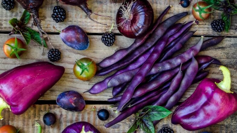 Purple Foods: स्किन के ग्लो के लिए पर्पल फूड खाने की डालें आदत