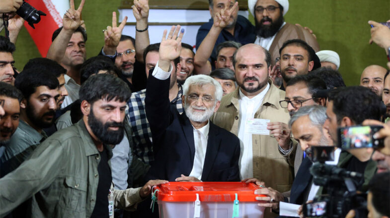हिजाब विरोधी पजशकियान ईरान के राष्ट्रपति बने
