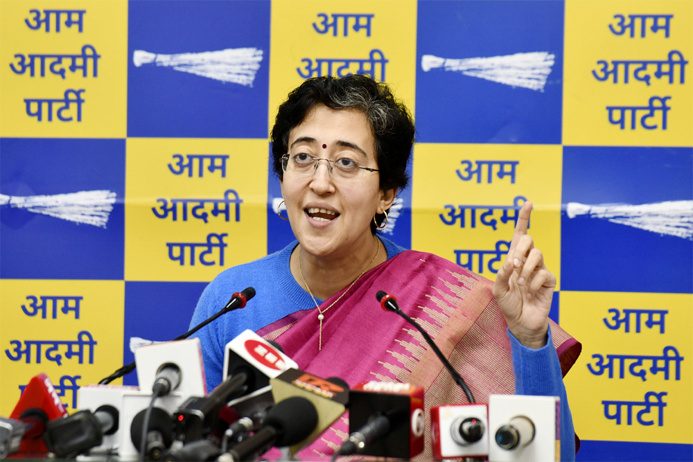 Atishi Marlena 10000 बस मार्शलों को फिर मिलेगा रोजगार, एक सप्ताह के भीतर  ड्यूटी पर होंगे: आतिशी