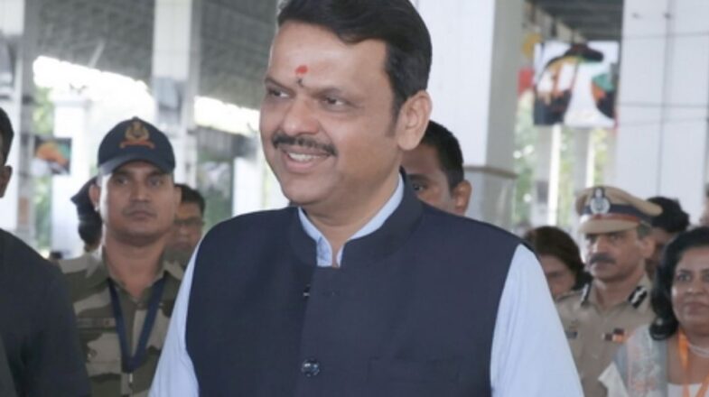 Maharashtra CM: फडणवीस हो सकते हैं महाराष्ट्र के अगले CM, डिप्टी सीएम पर माने शिंदे!