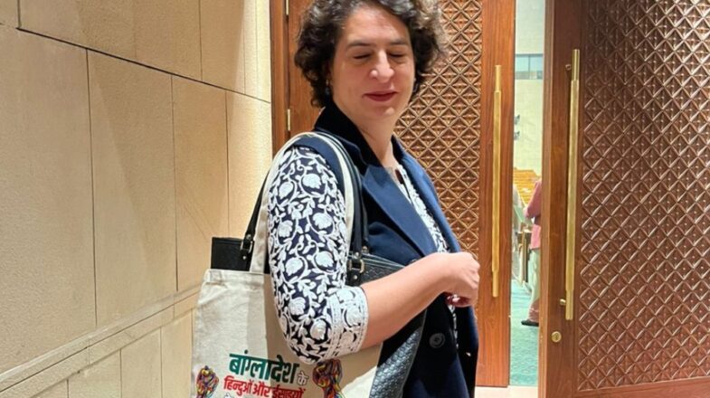 फिलिस्तीन के बाद बांग्लादेश के हिंदुओं के साथ खड़ी हुईं Priyanka Gandhi, संसद में दिया…